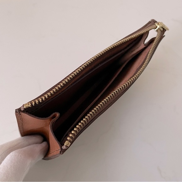 ZUCCa🇯🇵 Leather Zippered Wallet Pouch - Picture 9 of 10